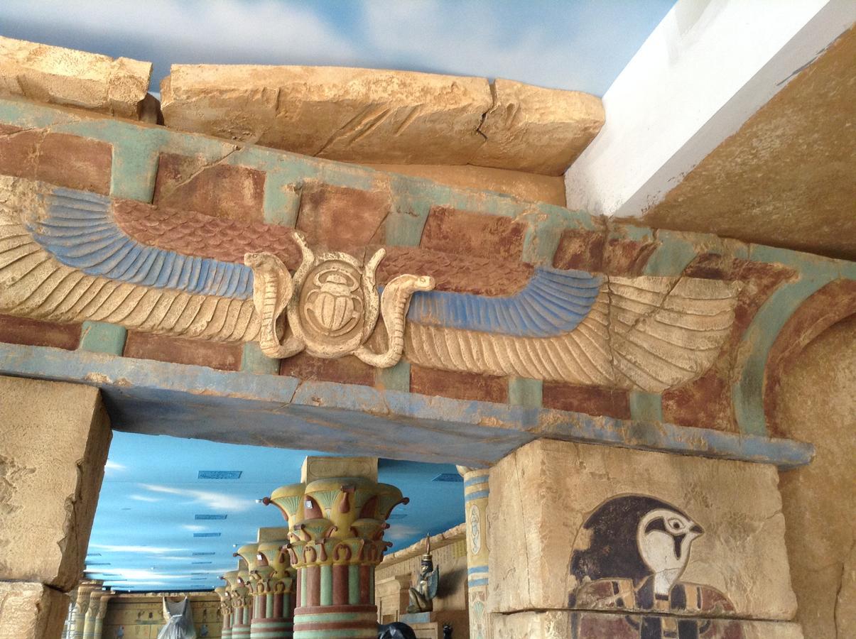 Gardaland Adventure Hotel กัสเตลนูโอโว เดล การ์ดา ภายนอก รูปภาพ