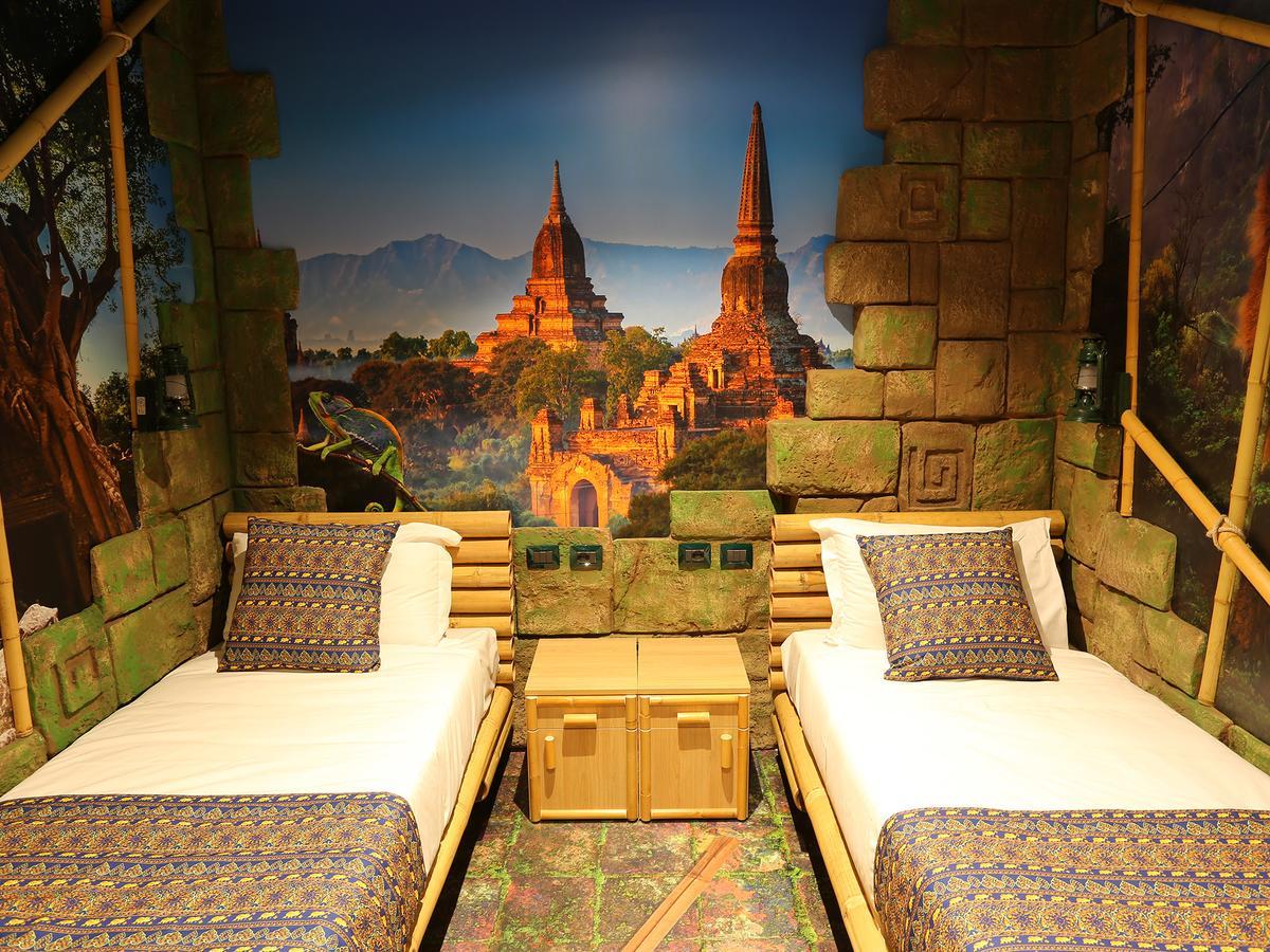 Gardaland Adventure Hotel กัสเตลนูโอโว เดล การ์ดา ภายนอก รูปภาพ