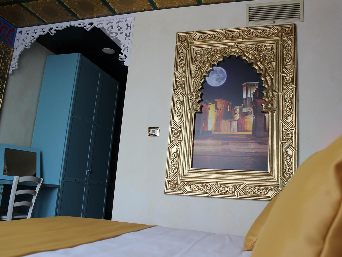Gardaland Adventure Hotel กัสเตลนูโอโว เดล การ์ดา ภายนอก รูปภาพ