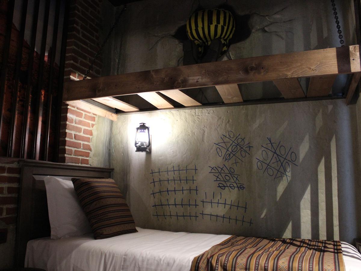Gardaland Adventure Hotel กัสเตลนูโอโว เดล การ์ดา ภายนอก รูปภาพ
