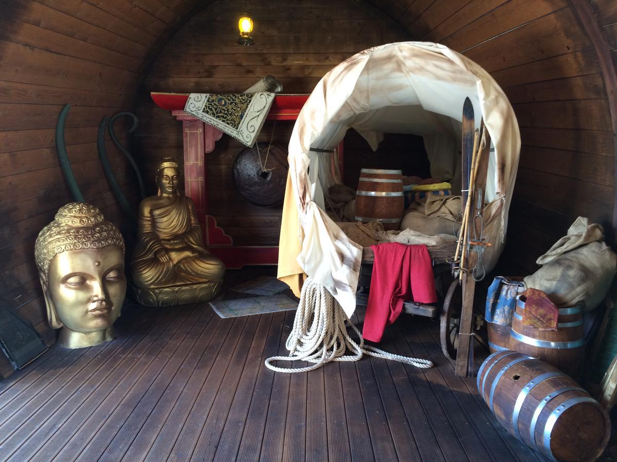 Gardaland Adventure Hotel กัสเตลนูโอโว เดล การ์ดา ภายนอก รูปภาพ