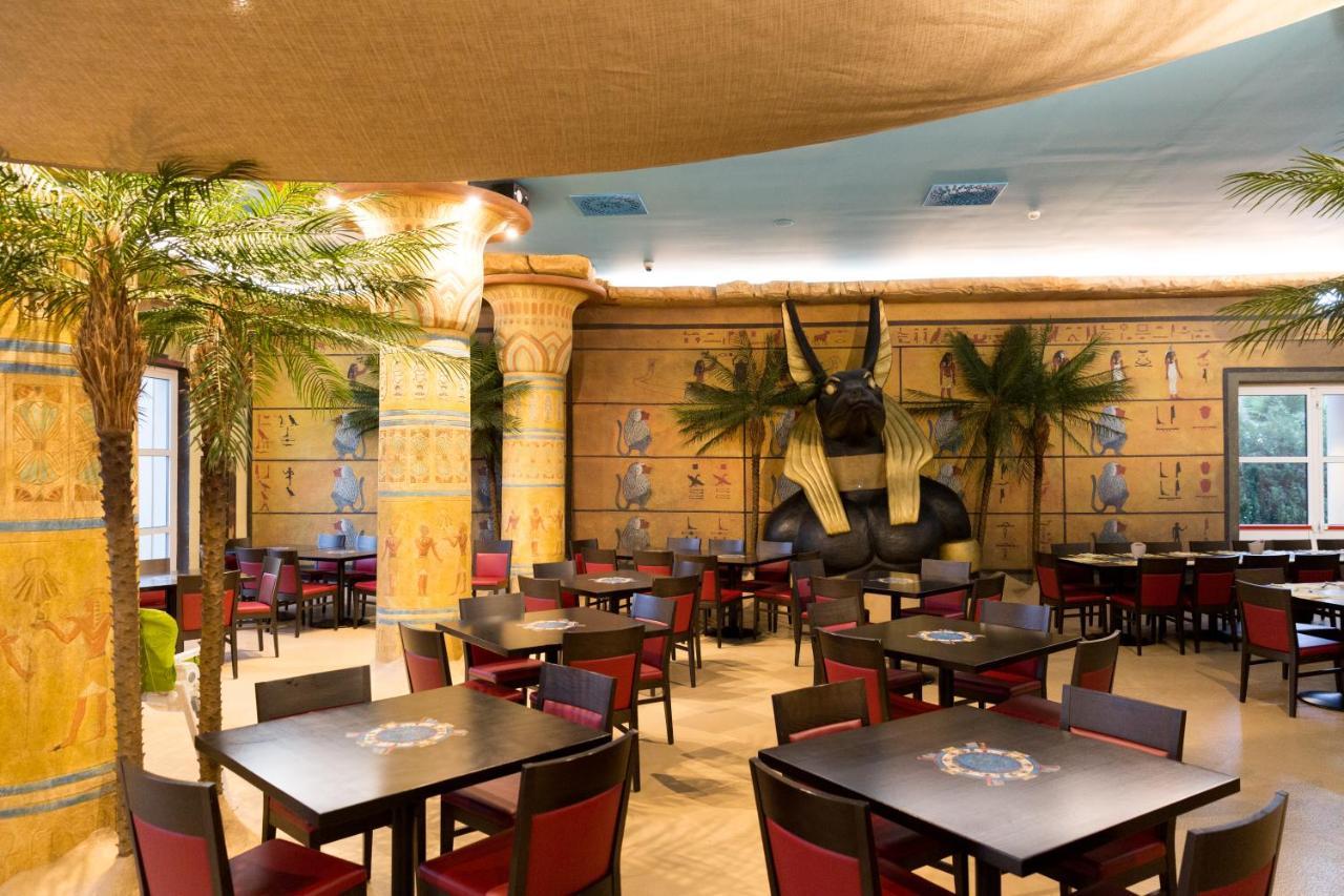 Gardaland Adventure Hotel กัสเตลนูโอโว เดล การ์ดา ภายนอก รูปภาพ